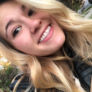 Meet your Posher, Lexi